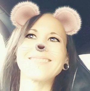 Meet your Posher, Joni